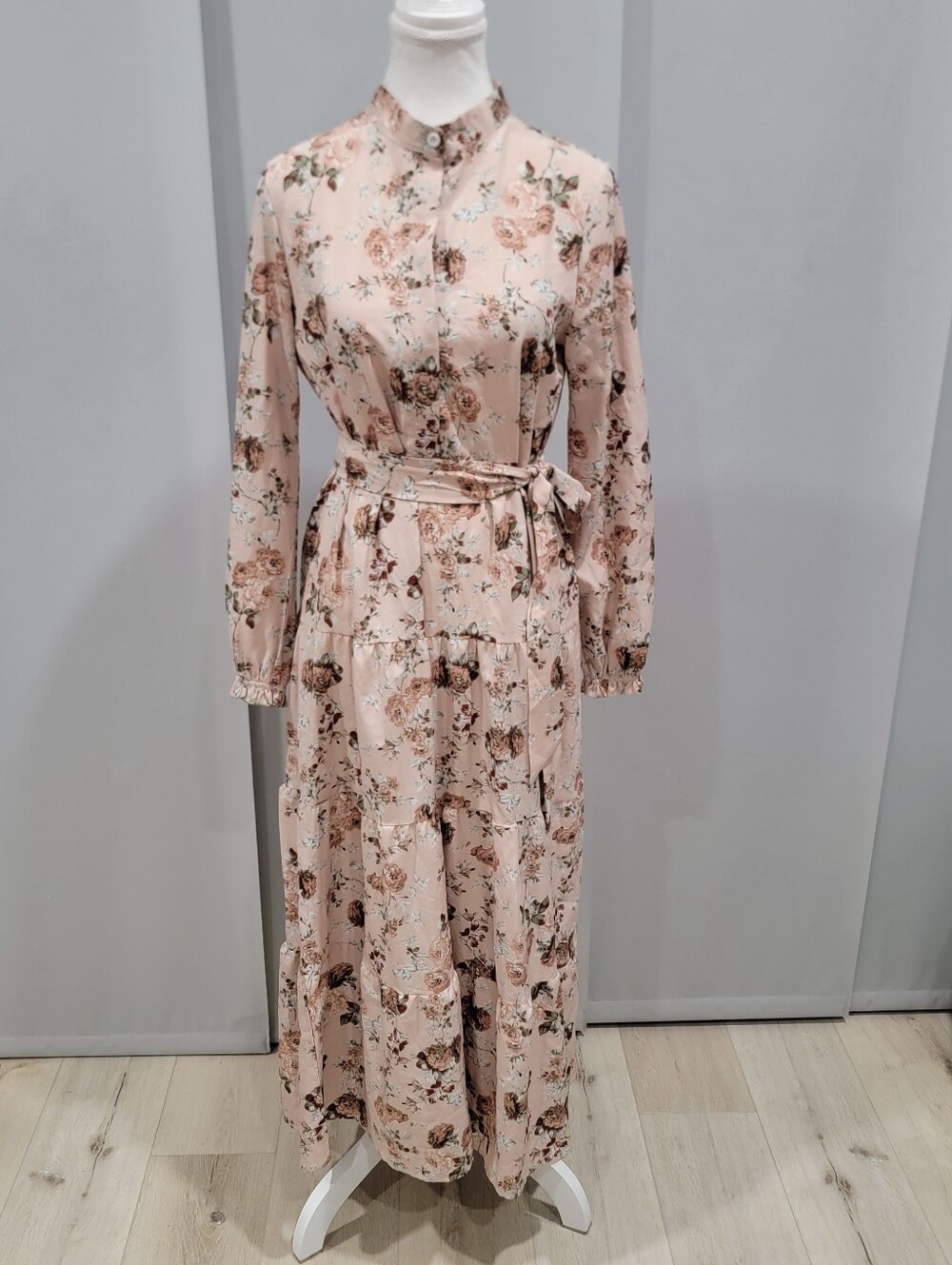 Floral Long Sleeve Tiered Maxi Dress in Blush Pink